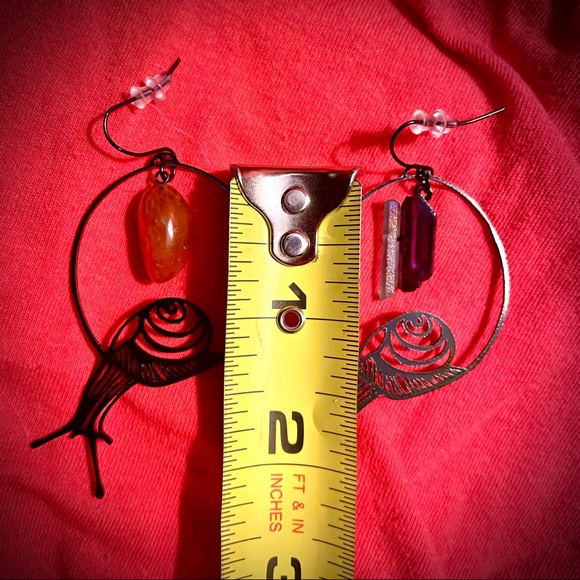 🐌💎  Crystal Black Dangly Snail Earrings  💎🐌 - Picture 7 of 8
